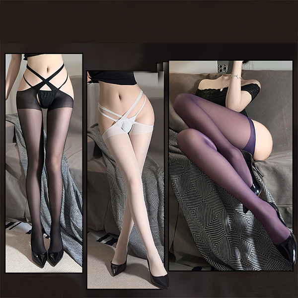 جوارب طويلة متعددة الأوجه بفتحة بين الساقين وملابس داخلية مثيرة ومؤخرة عارية لا يمكن إزالتها