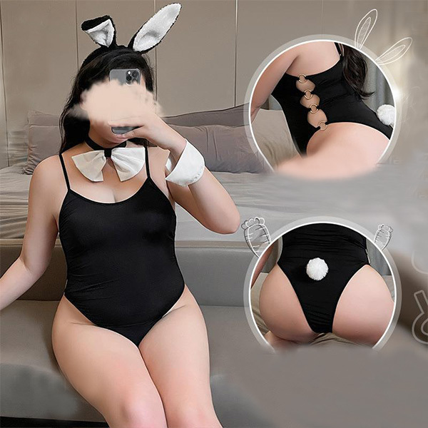 إغراء الملابس الداخلية: طقم زي فتاة أرنب صغير الحجم لإثارة الشهوة في غرفة النوم بمقاس كبير