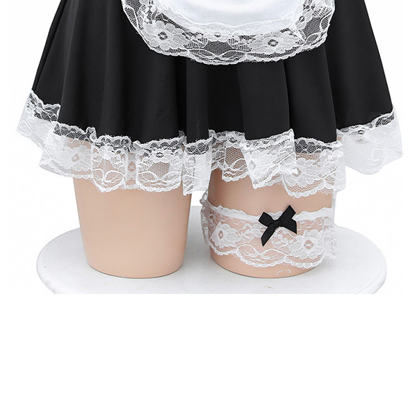 ملابس داخلية للمقاسات الكبيرة: طقم خادمة مغري للغرفة النوم