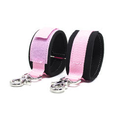 251320049  wrist restraints