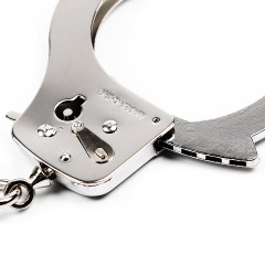 251200054 Handcuff