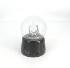 POLYRESIN SNOW GLOBE