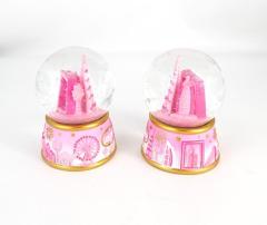 POLYRESIN SNOW GLOBE