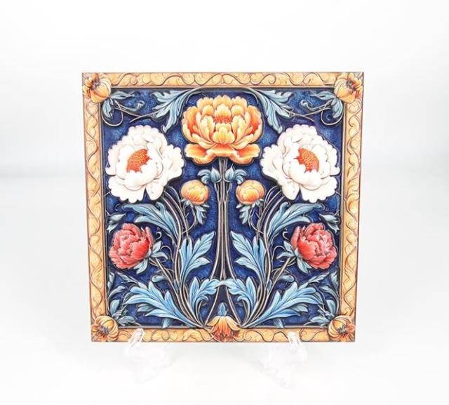 POLYRESIN ORNAMENT