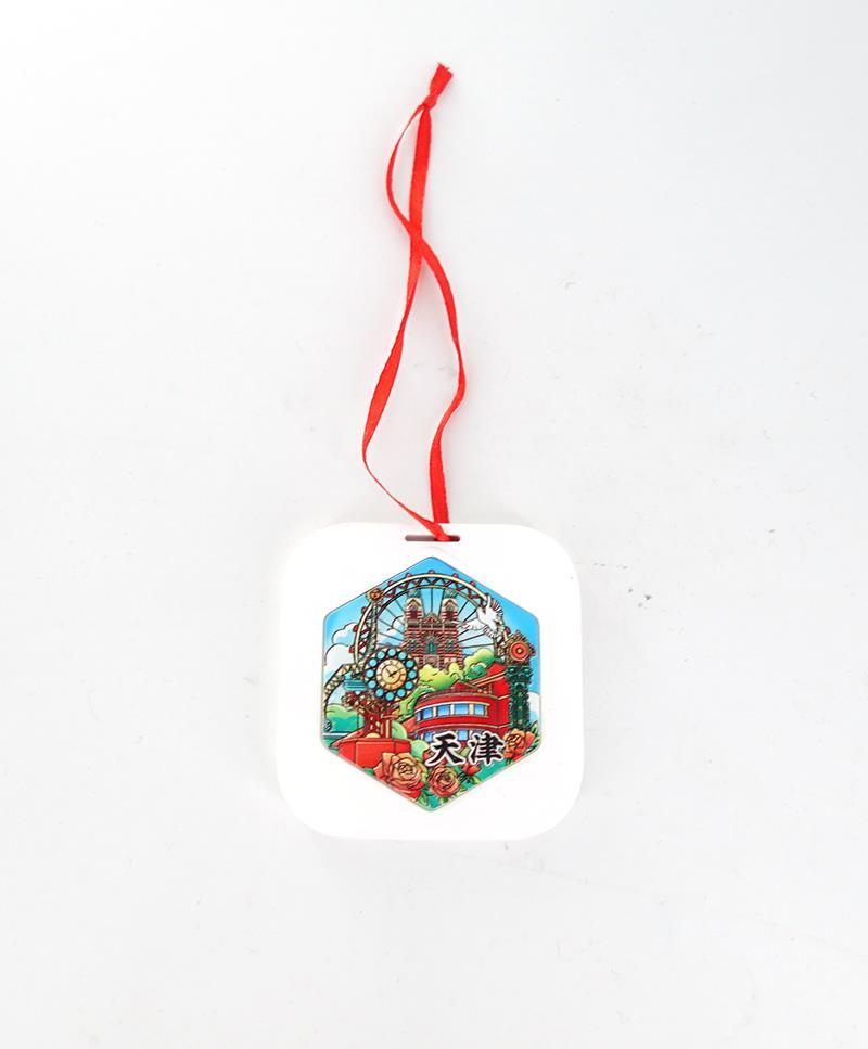 POLYRESIN ORNAMENT