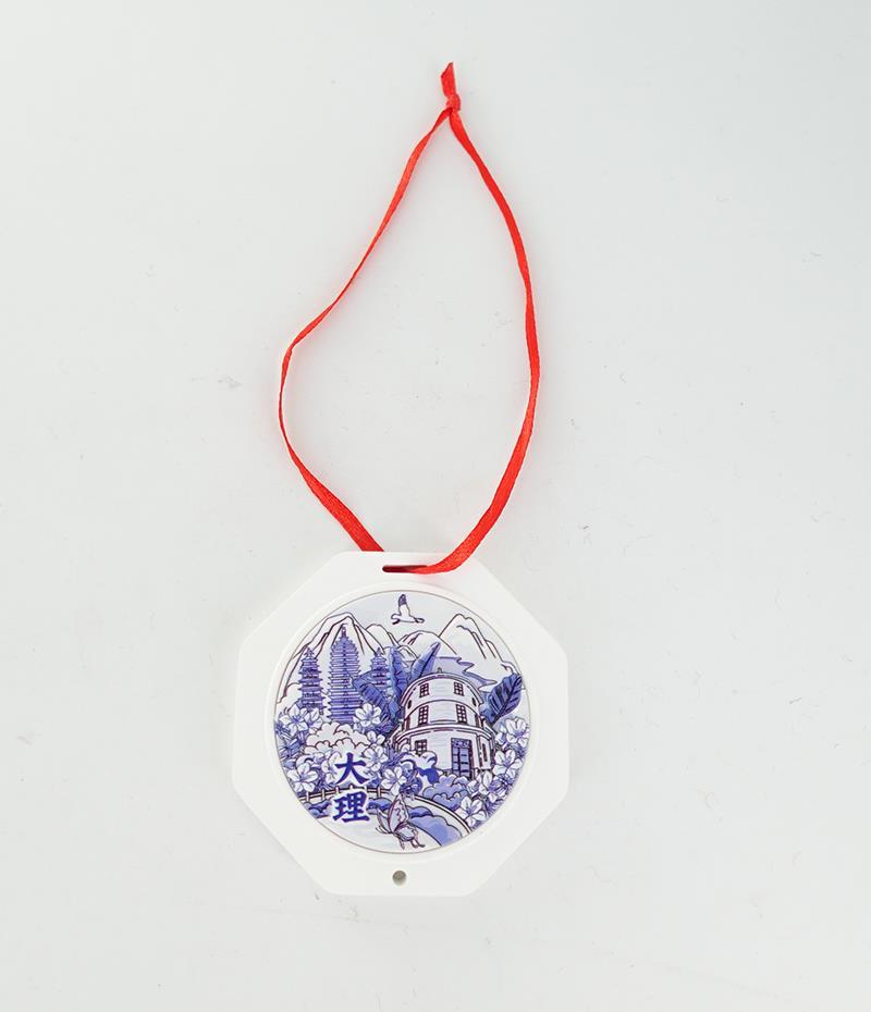 POLYRESIN ORNAMENT