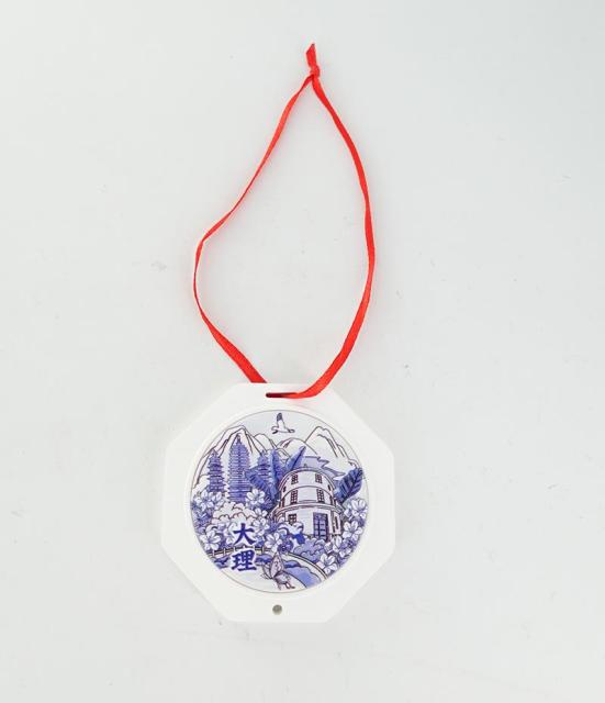 POLYRESIN ORNAMENT
