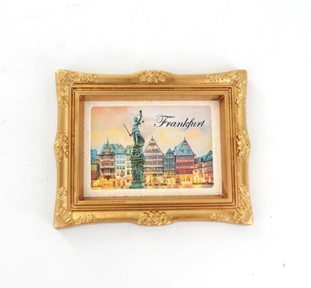 POLYRESIN MAGNET