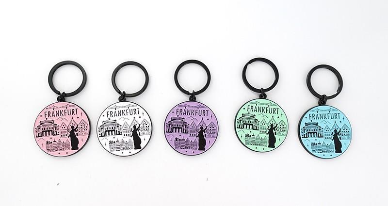 ZINC ALLOY KEYCHAIN