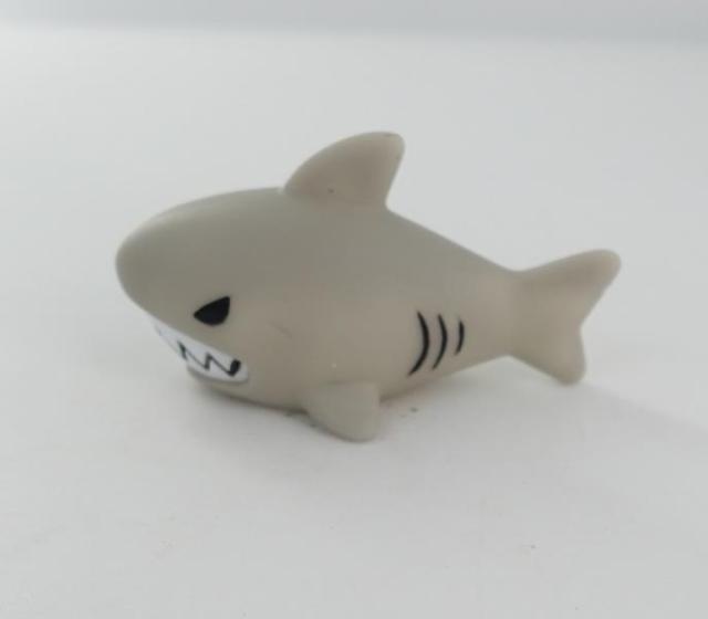 PLASTIC TOY