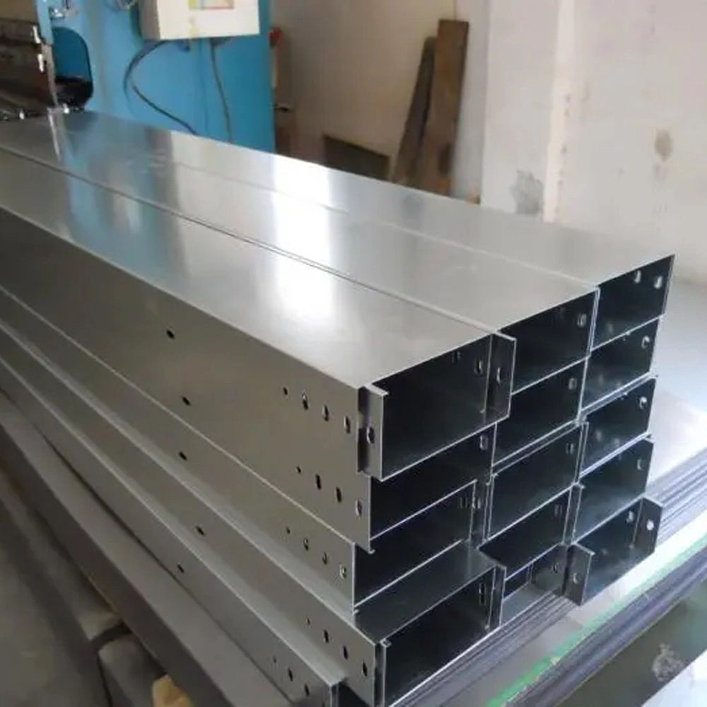 High-quality anti-corrosion galvanized cable tray, strong and durable, bottom slotted, strong adaptability