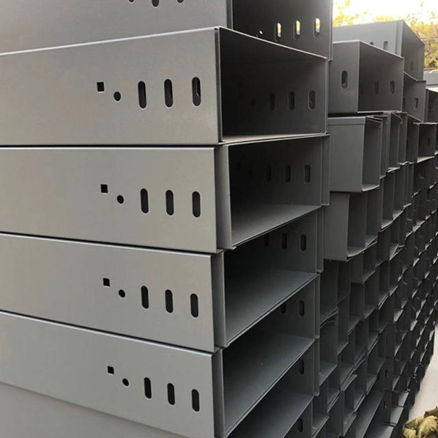 Cable ladder bridge, perforated aluminum spray trough bridge