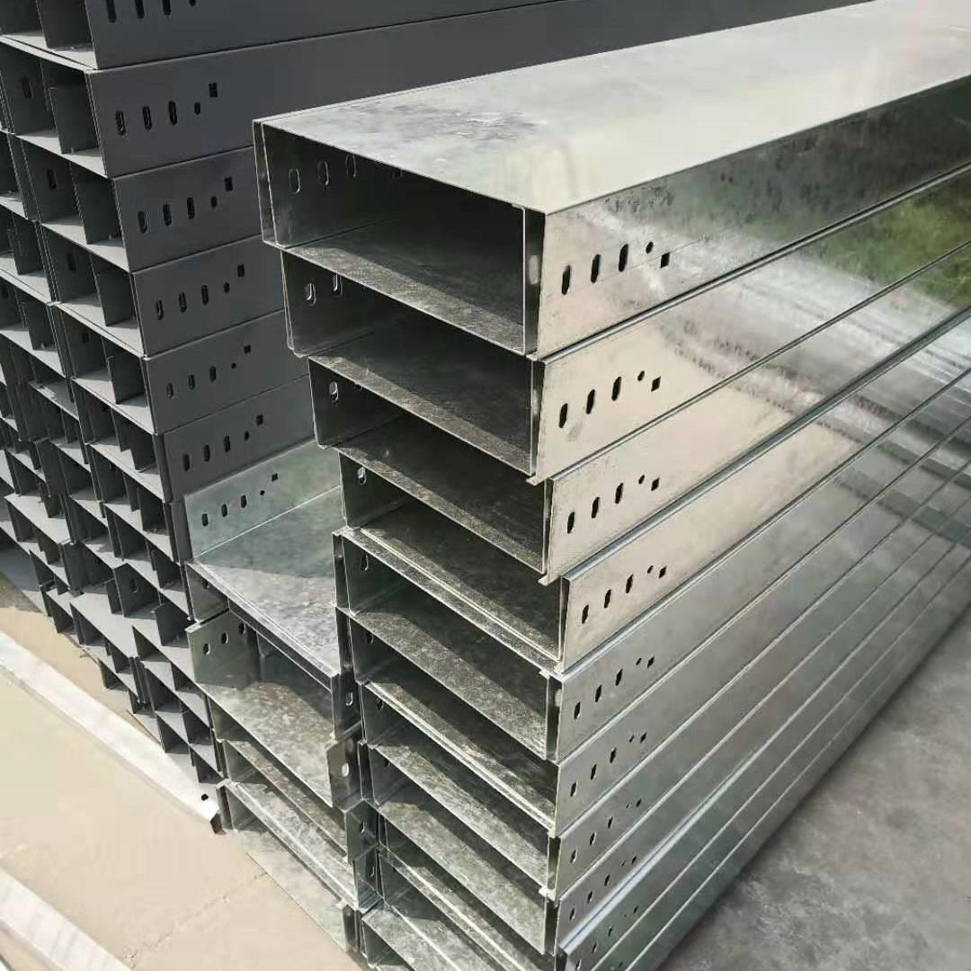 Outdoor Used Hot Dip Galvanized Cable Tray Cable Trunking For Chemical Plant Factory Airport Construction Project