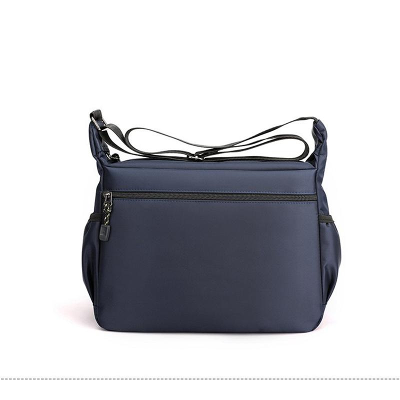 ショルダーバッグ メンズ 多収納バッグ レディース 軽量 男女兼用 即納 メッセンジャーバッグ 大容量 防水撥水 多ポケット 斜め掛け カジュアル 送料無料