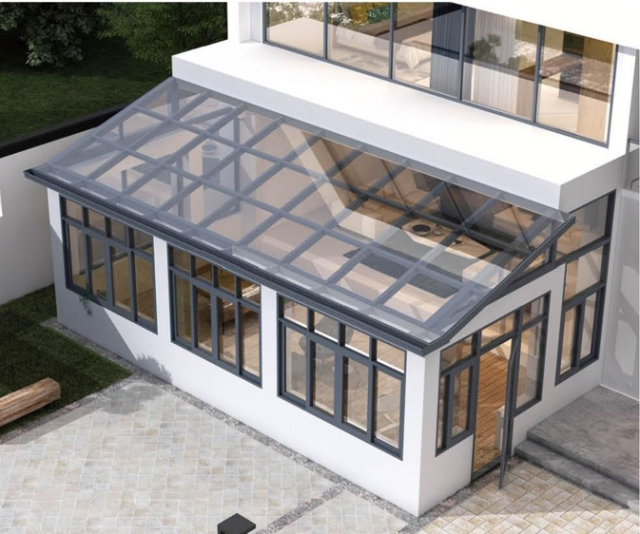 SUNROOM: Elevating Living Spaces with Natural Light and Elegance