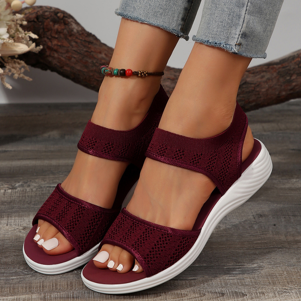 Women's Breathable Knit Sandals Summer Lightweight Slip On Mesh Casual Walking Shoes