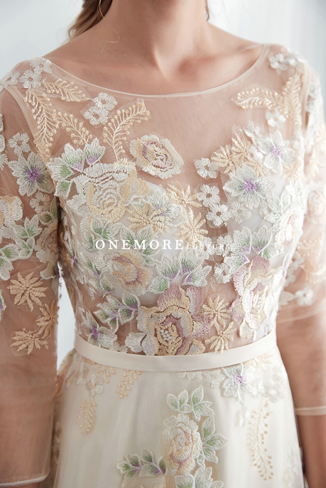 Multi-Coloured Embroidery Lace Long Sleeves Wedding Dress