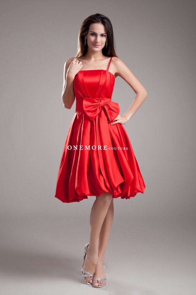 Short Pleated Red Satin Bridesmaid Dresses with Sash