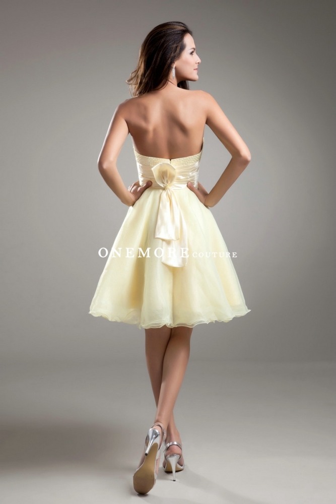 Light Yellow Short Organza Dresses with Beaded Bodice