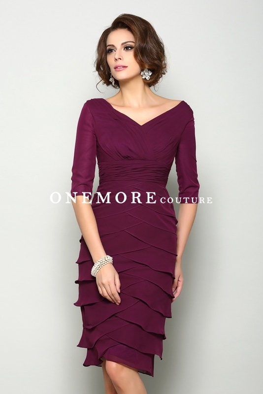 Short Plum Color Mother of Bride Dresses with Layered Skirt