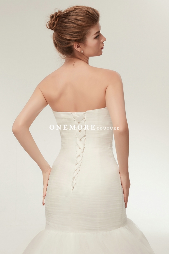 Sweetheart Pleated Fit and Flare Tulle Wedding Dresses