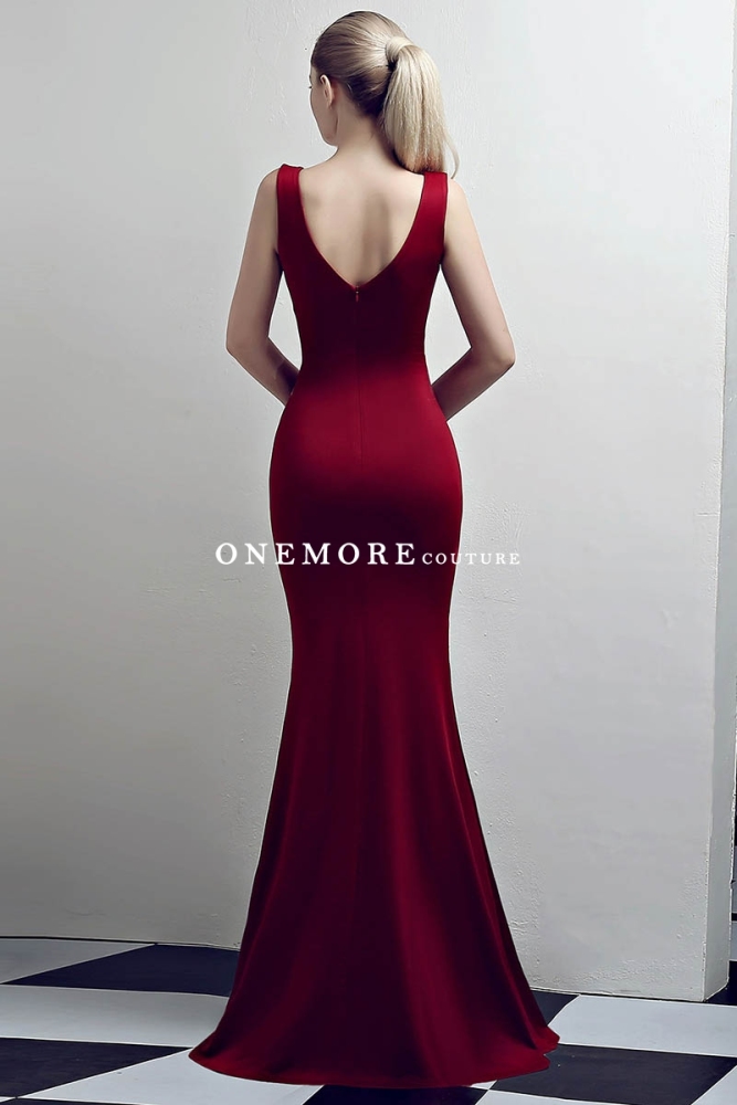 Burgundy Low V Neck Stretch Jersey Dresses with Slit