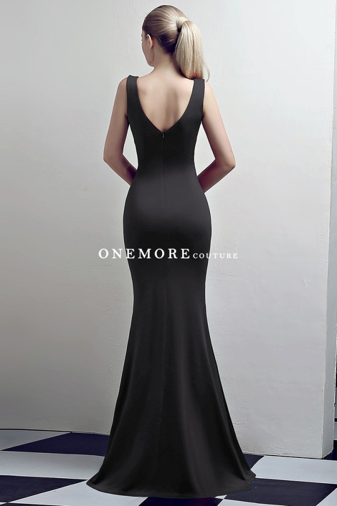 Black Low V Neck Stretch Jersey Dresses with Slit