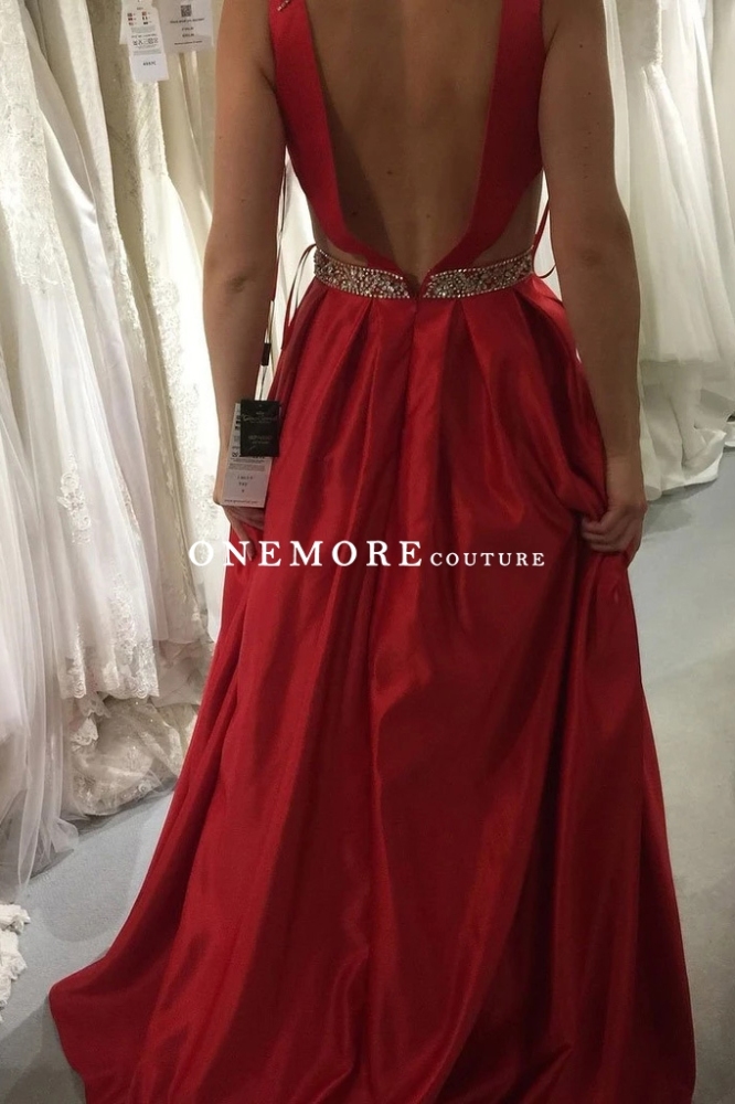 Sleeveless Dark Red Long Prom Dress with Beading