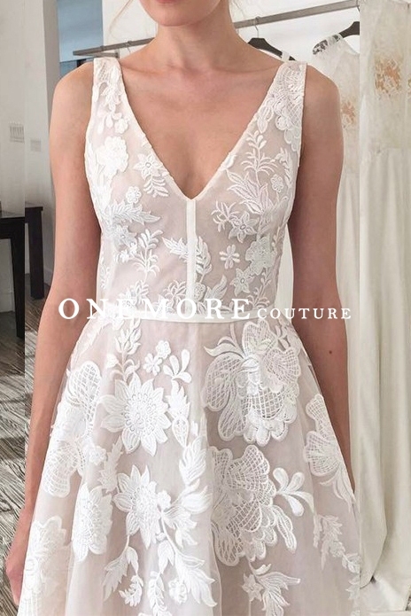 Sexy  V Neck Sheer Ivory Lace Beach Wedding Dress