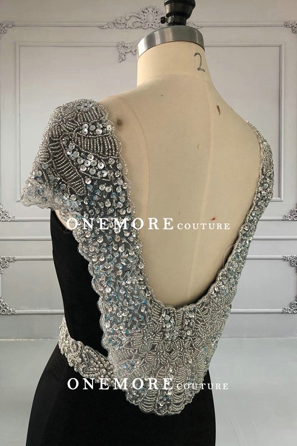 Emerald Green Mermaid Prom Dress with Beaded Cap Sleeves