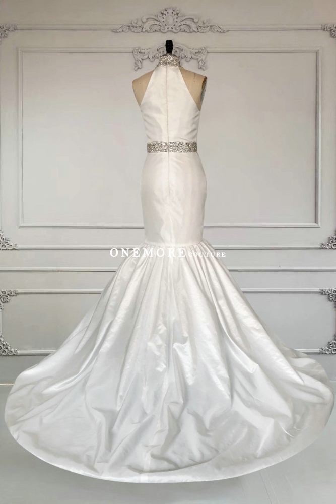 Elegant Mermaid Ivory High Neck Pageant Dress with Beading