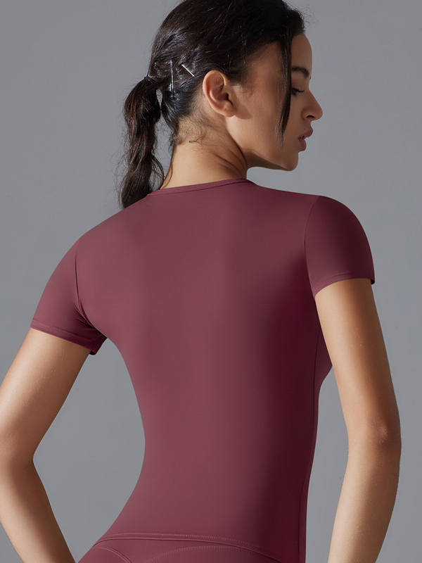 High-Stretch Slim-Fit Sports Short-Sleeve Top