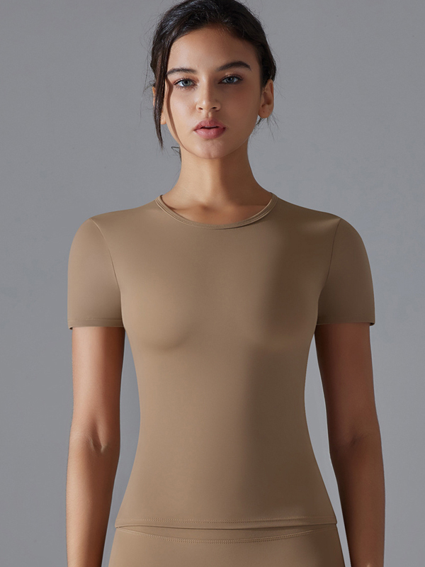 High-Stretch Slim-Fit Sports Short-Sleeve Top