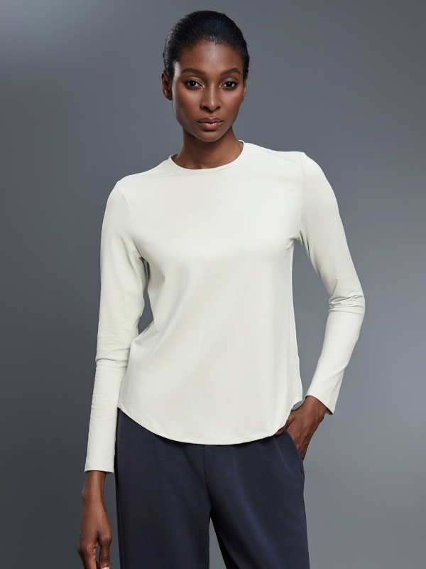 Loose-Fit Long-Sleeve Activewear