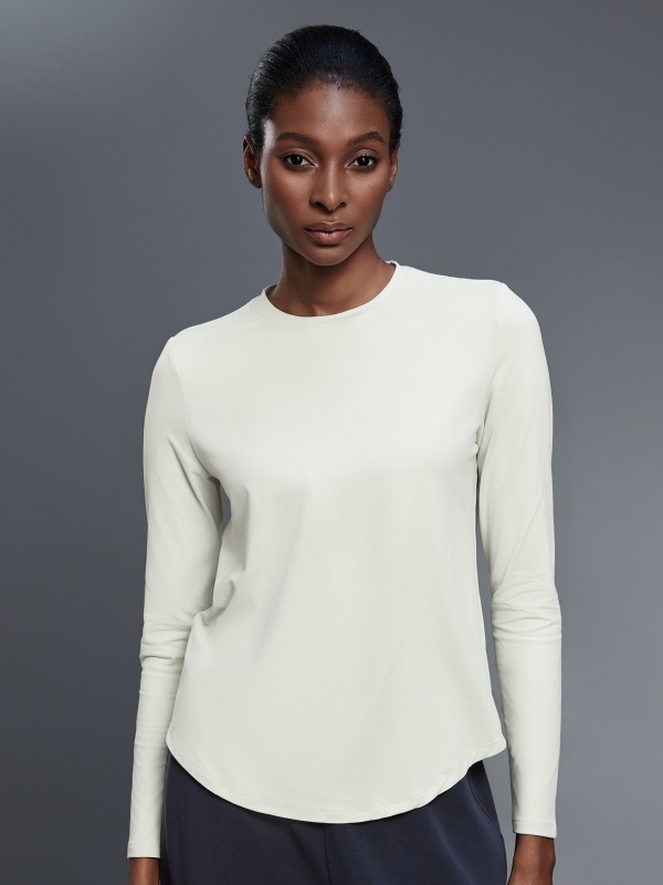 Loose-Fit Long-Sleeve Activewear