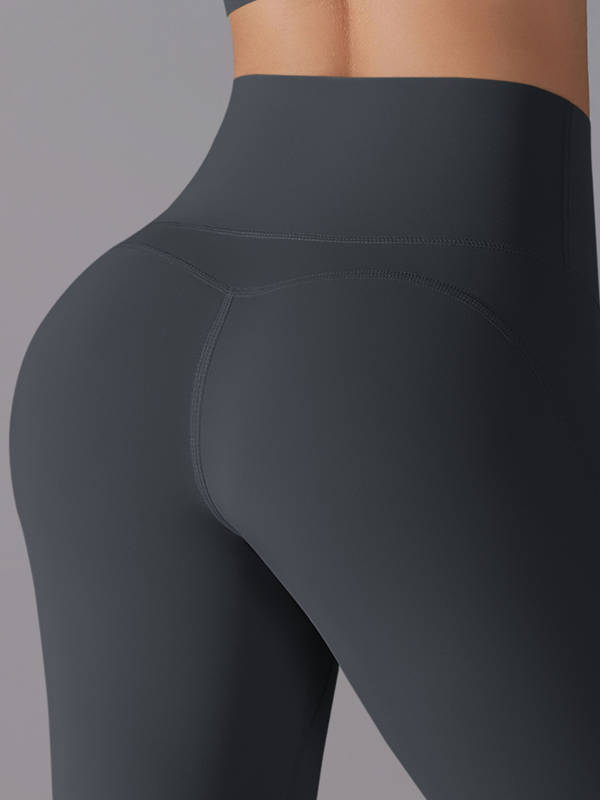 High-Waisted Tight Naked-Feel Yoga Capris