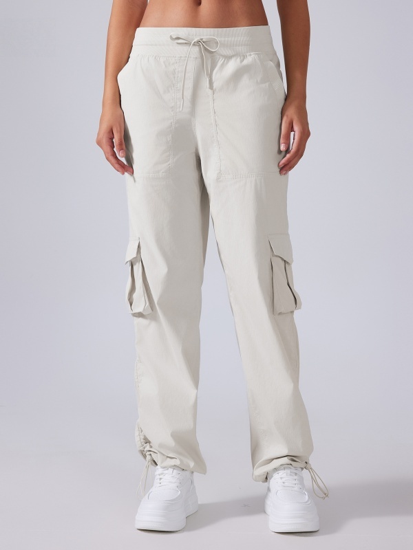High-waisted straight-leg cargo pants
