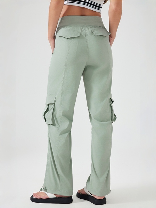 High-waisted straight-leg cargo pants