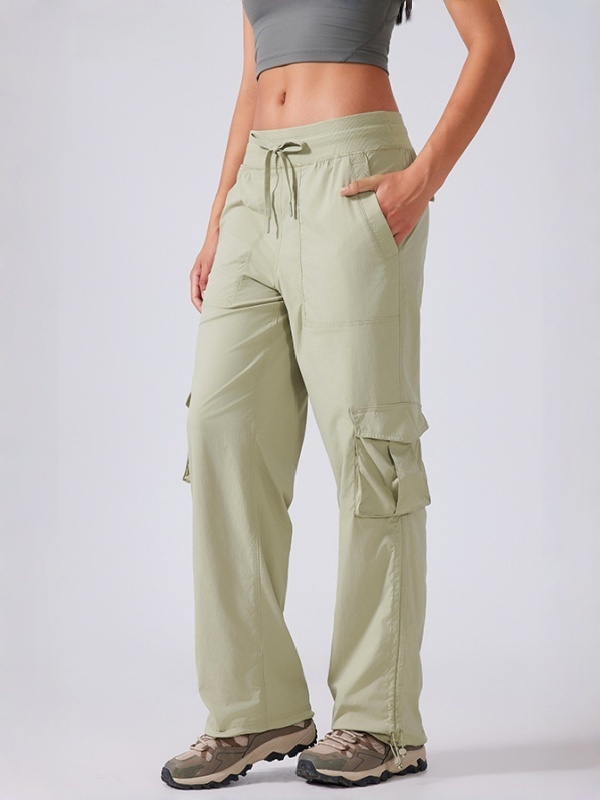 High-waisted straight-leg cargo pants