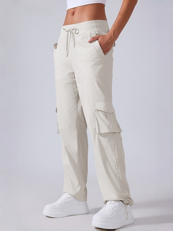 High-waisted straight-leg cargo pants