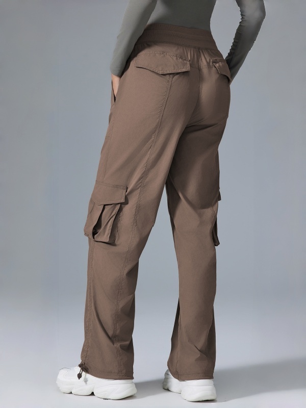 High-waisted straight-leg cargo pants