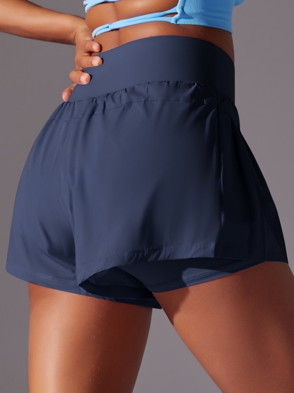 double-layered athletic yoga shorts