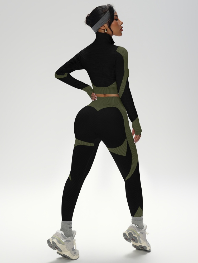 Long-Sleeve Seamless Yoga Set