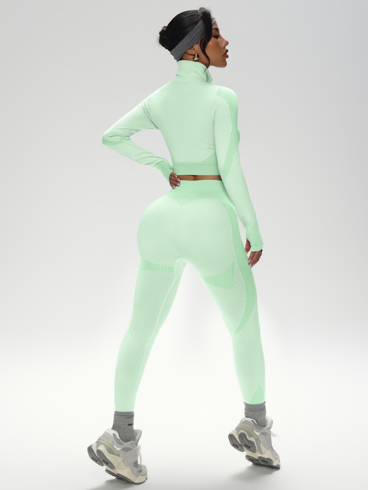 Long-Sleeve Seamless Yoga Set