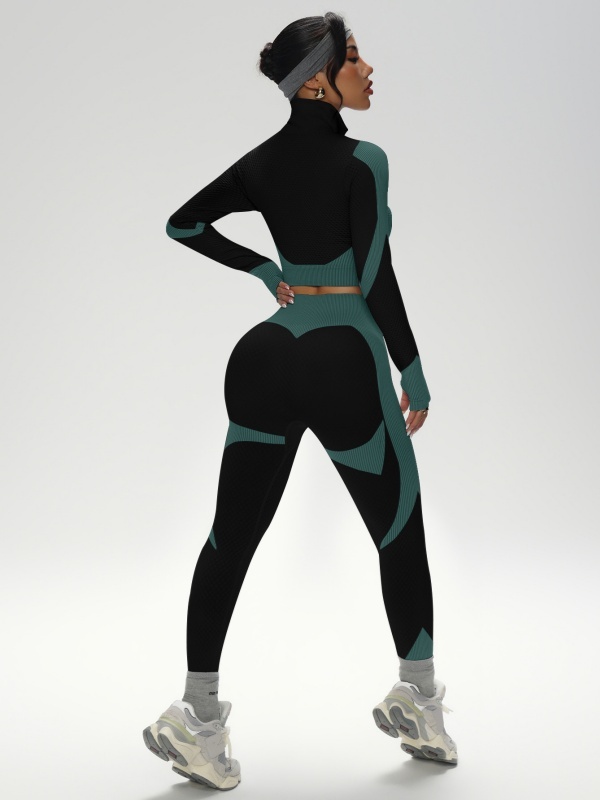 Long-Sleeve Seamless Yoga Set