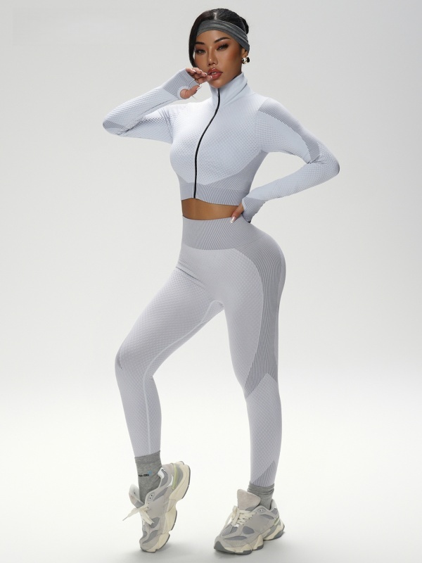 Long-Sleeve Seamless Yoga Set