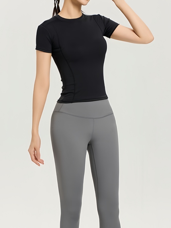 Quick-Dry Crew Neck Slim-Fit & Figure-Flattering Breathable Stretch Sports Fitness Short-Sleeve T-Shirt