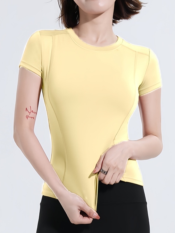Flexvibe Plus-Size Breathable Mesh Yoga T-Shirt - Loose-Fit Gym Outdoor Running