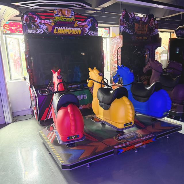 Factory Price 3 Players Horse Riding Game Machine Coin Operated Arcade Racing Video Game Machine