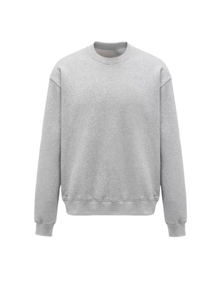 Basic solid-colored T-shirt